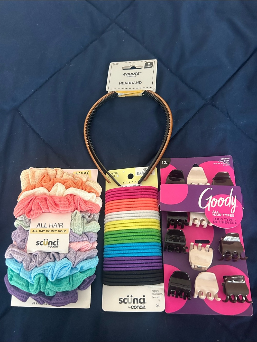 Hair Accessories: Headband, Elastics, Scrunchies & Jaw Clips